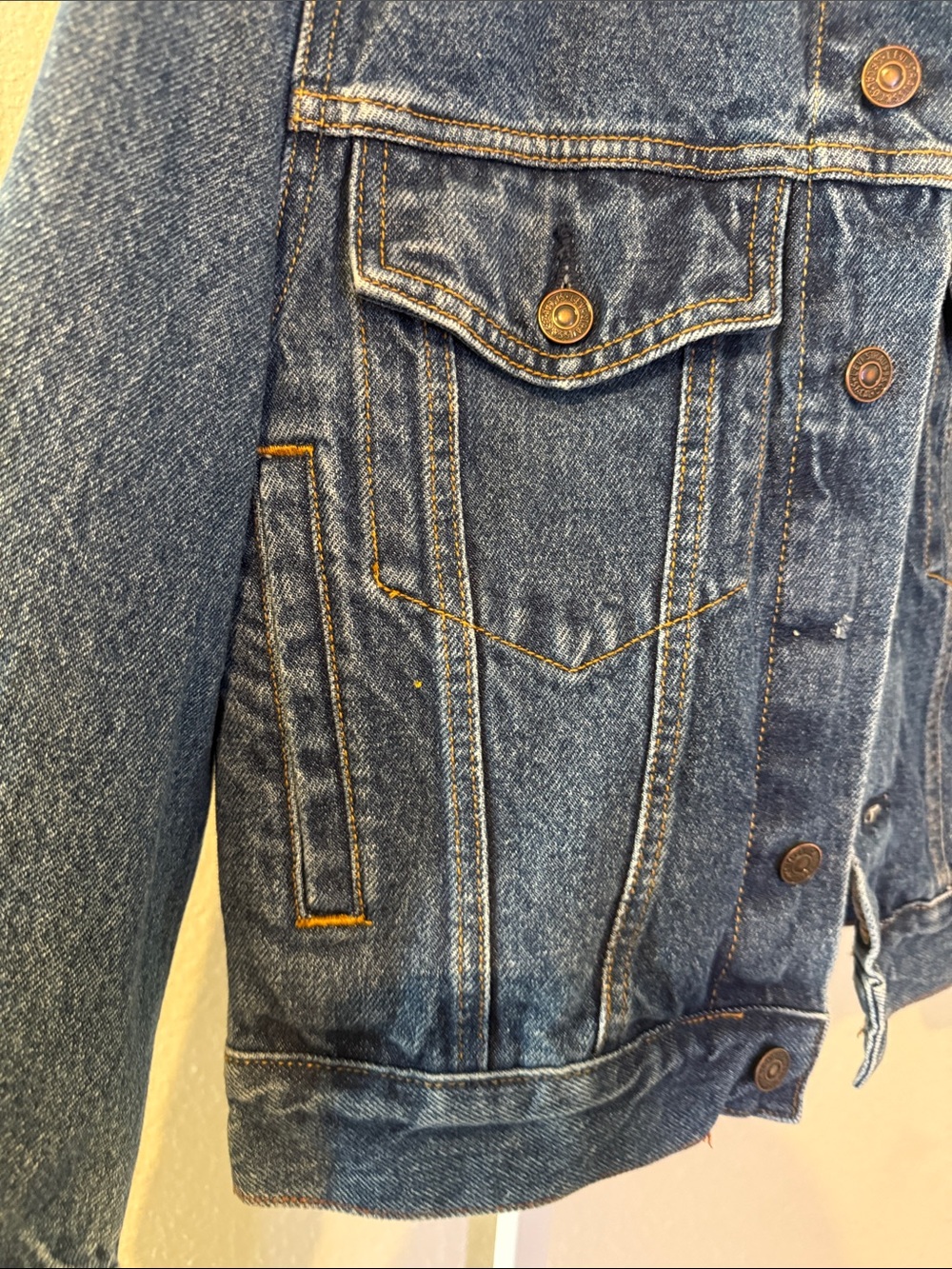 Levi Strauss Signature Vintage Classic Blue Denim Jacket with Tan Stitching S - Picture 8 of 8